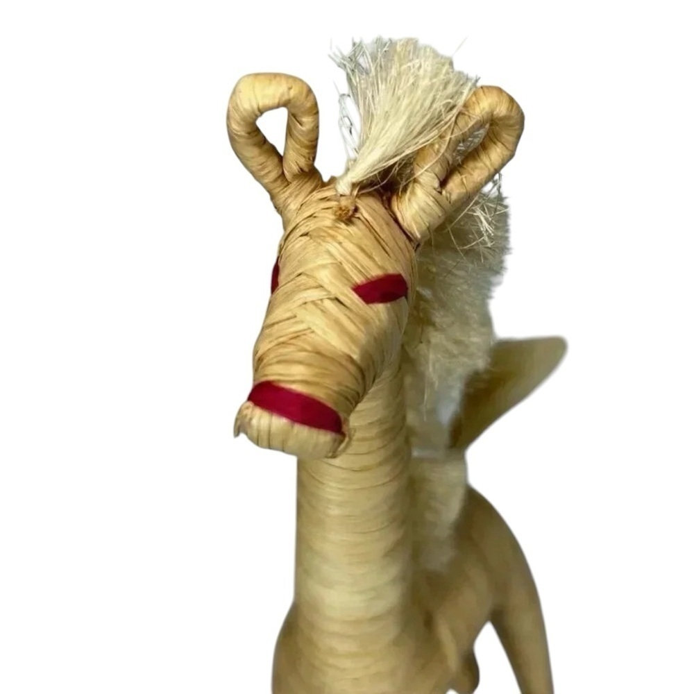 Straw Raffia Handmade Giraffe Natural Tan - Picture 2 of 4